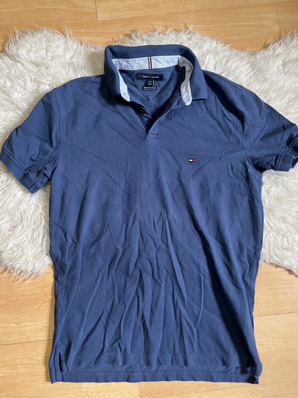 Tommy Hilfiger Men’s Dark Blue Polo with Contrast Collar